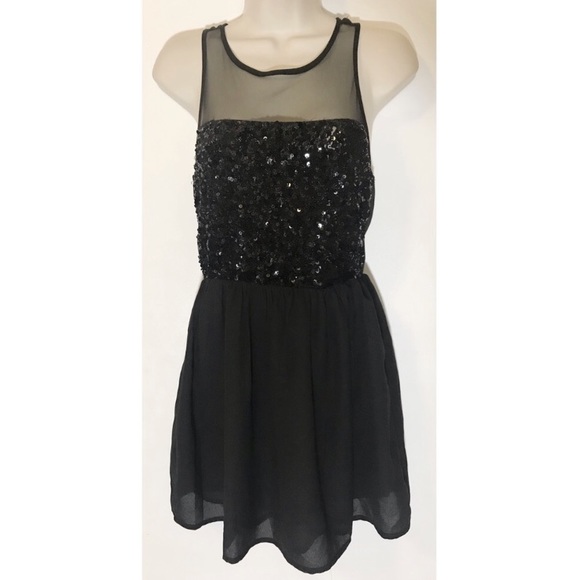 Forever 21 Dresses & Skirts - NWT Forever 21 Sequin Black Skater Dress
